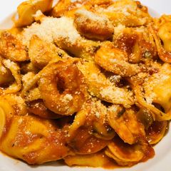 A picture of Tortellini with Shrimp 🍤.