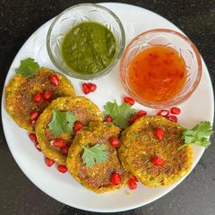 A picture of Veggie Cutlets With Leftover Potato 🥔.