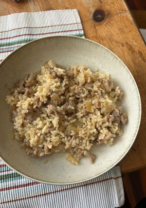 Una foto de Arroz con carne picada