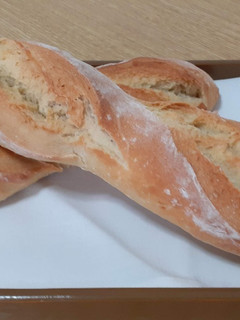 Una foto de Barras de pan casero con prefermento