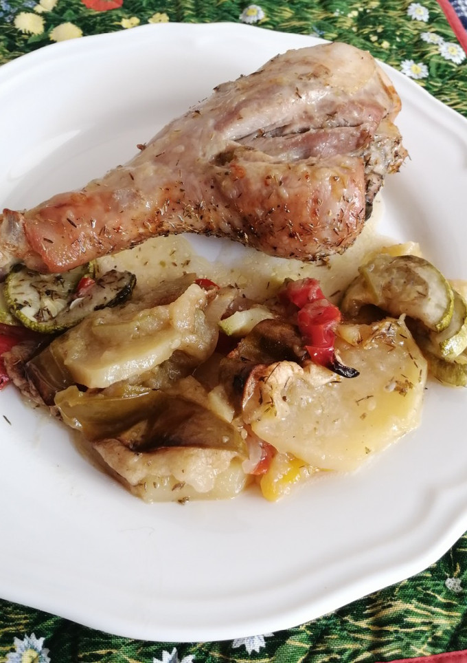Una foto de Muslos de pavo al horno