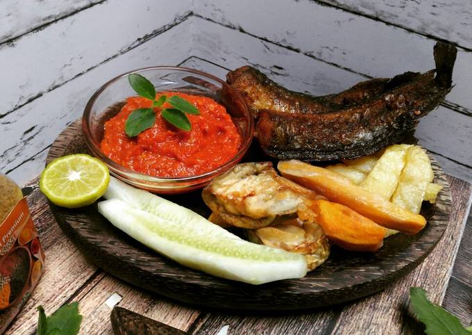 Cara Gampang Menyiapkan Lele Goreng-Sambal Terasi, Menggugah Selera