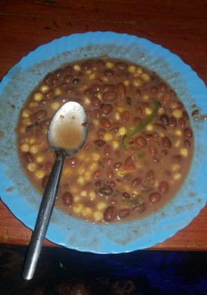 A picture of Gidheri.