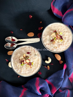 A picture of Poha Kheer with Dates (Flattened Rice Pudding).