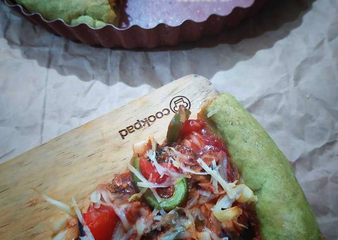 Langkah Mudah untuk Menyiapkan Pizza Matcha Mackerel Anti Gagal