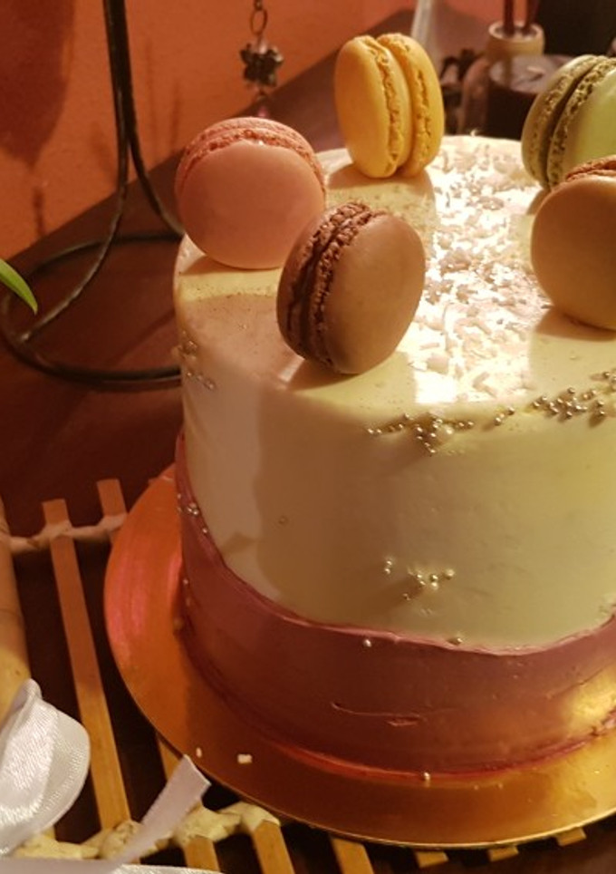 Una foto de Fault Line Cake (Tarta de Línea Rota)