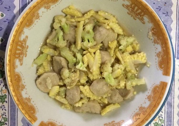 Tumis jagung muda bakso