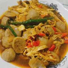 รูปของ 25. Ayam Suwir Saus Lada Hitam