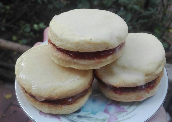 Alfajores Cordobeses De Fruta Y Dulce De Leche😍 Receta De Gaby- Cookpad