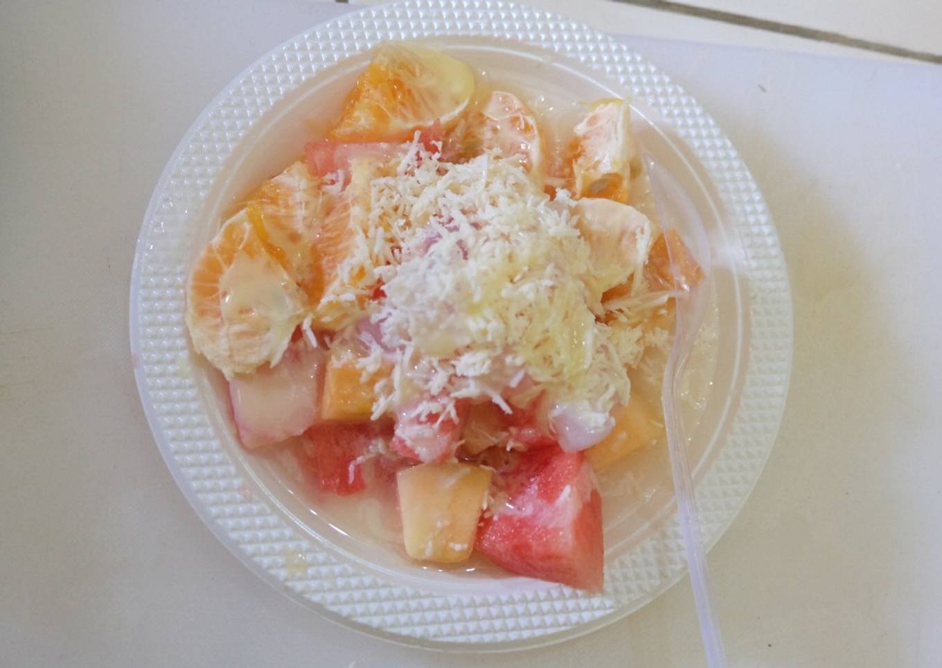 Salad buah simpel dan sehat untuk anak