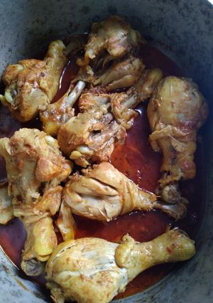 Una foto de Pollo en cazuela