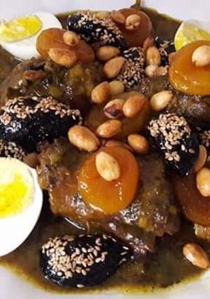 صورة لوصفة لحم بالبرقوق والمشماش