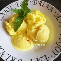 A picture of Yellow mellow ice cream.