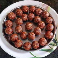 A picture of Protein-packed Ladoos.