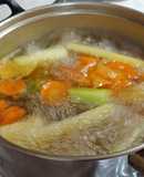 Caldo de pollo, Brou de Pollastre