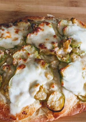Foto di Lasagna di pane Guttiau con zucchine e mozzarella