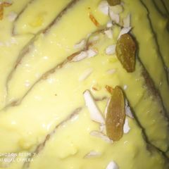 A picture of Shahi tukda.