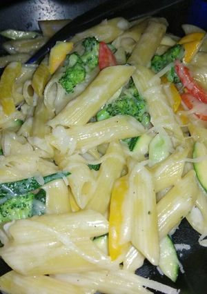 A picture of White Sauce Pasta.