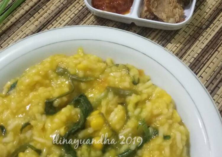 Bagaimana Membuat Tinutuan Bubur Manado, Sempurna