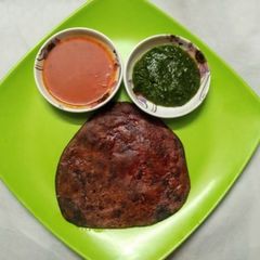 A picture of Beetroot Paratha.