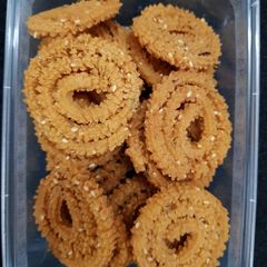 A picture of Chakli.