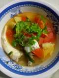 Cá đù nấu canh chua cà thơm