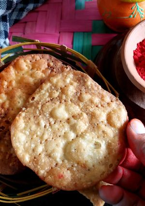 A picture of Aloo PAPDI.