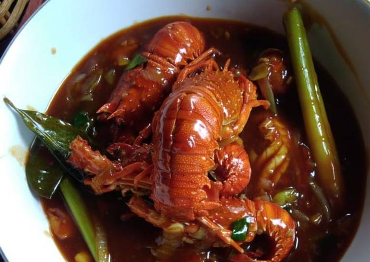 Resep Lobster saus padang yang Sempurna