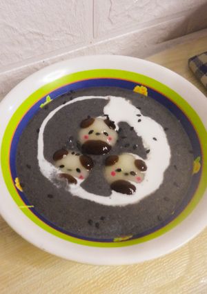 Foto resep Black sesame soup with tangyuan / sup bubur wijen hitam dengan ronde (gluten free dessert)