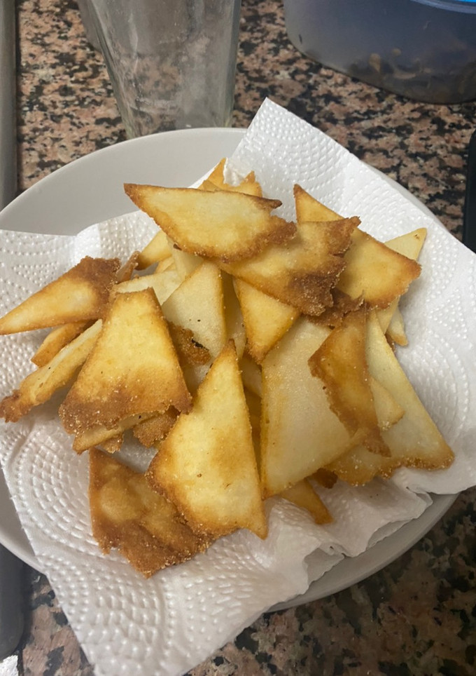 Una foto de Nachos con guacamole
