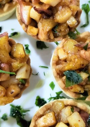 Foto principal de Mini-tartaletas de patata y pulpo al pimentón