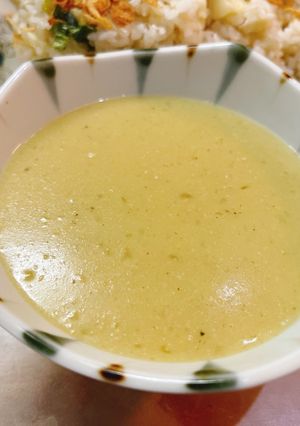 Hình của món Soup bí ngòi kem nấm.
