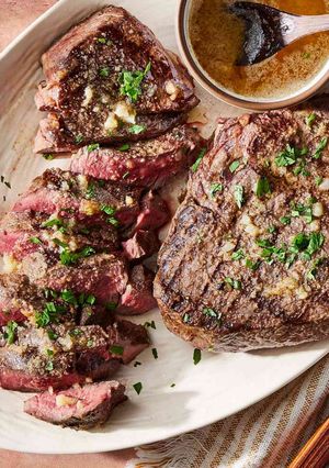A picture of Sirloin Steaks.