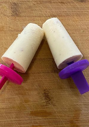 A picture of Roasted Almonds Kulfi.