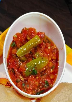 A picture of Tamatar ki chutney.