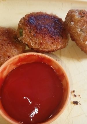 A picture of Hung yoghurt kababs.