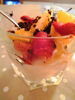 Una foto de Una merienda realfood🍊🍓
