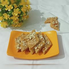 A picture of Coconut burfi.