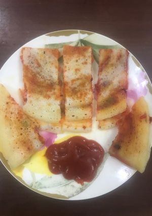 મૈસુર મસાલા ઢોંસા (Mysore Masala Dosa Recipe In Gujarati) રેસીપી મુખ્ય ફોટો