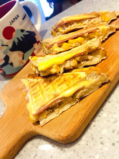 懶人早餐系列-1熱壓手作鮪魚火腿玉米吐司 的食譜成品照片
