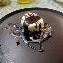 A picture of Sizzling brownie.