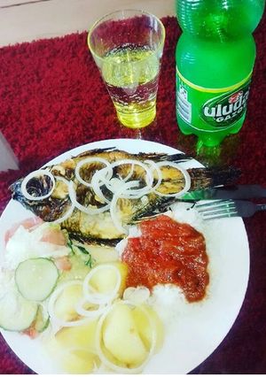 A picture of Fish salad with Irish potatoes.