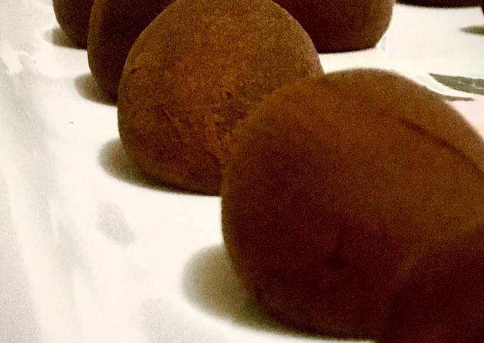 Homemade Chocolate Truffles