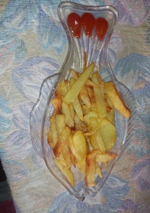 A picture of French fries.