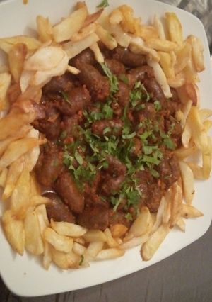 صورة لوصفة مرقة مرڨاز بالبطاطا المقلية😋