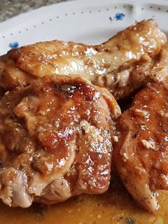 Una foto de Pollo en salsa de cebolla
