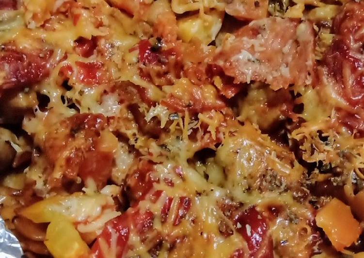 Meatball and pasta baked