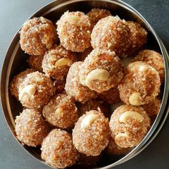 A picture of Garden cress Ladoo.