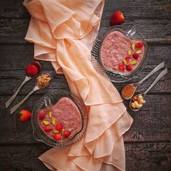 A picture of Strawberry Quinoa Payasam.