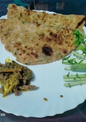 मूली का पराठा (mooli ka paratha recipe in Hindi) रेसिपी मुख्य फोटो